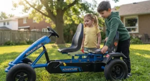 Illustration highlighting the adjustable seating of a two-seater pedal go-kart for siblings growing with children.